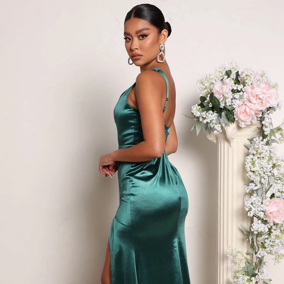 Fashion Nova Emerald Dress - Picture 2 of 4